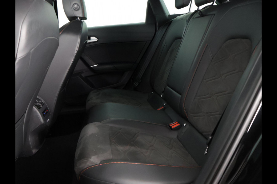 Seat Leon Sportstourer 1.5 eTSI FR Automaat | 1e eigenaar | Navigatie | Lichtmetalen velgen |