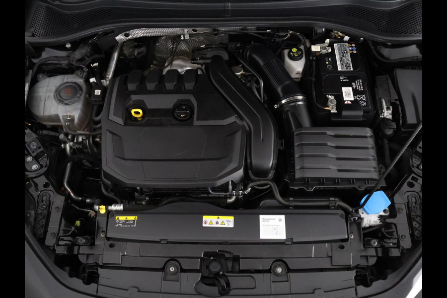 Seat Leon Sportstourer 1.5 eTSI FR Automaat | 1e eigenaar | Navigatie | Lichtmetalen velgen |