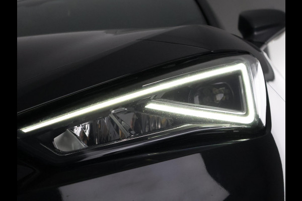 Seat Leon Sportstourer 1.5 eTSI FR Automaat | 1e eigenaar | Navigatie | Lichtmetalen velgen |
