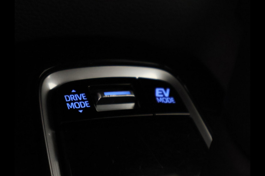 Toyota Corolla Touring Sports 1.8 Hybrid First Edition Bi-Tone