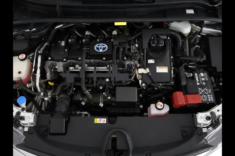 Toyota Corolla Touring Sports 1.8 Hybrid First Edition Bi-Tone