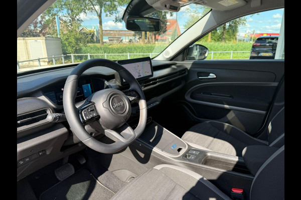 Jeep Avenger Longitude 54 kWh | Navi | Carplay | Stoelverwarming |