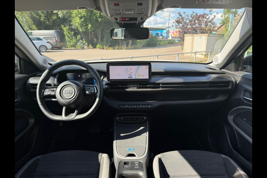 Jeep Avenger Longitude 54 kWh | Navi | Carplay | Stoelverwarming |