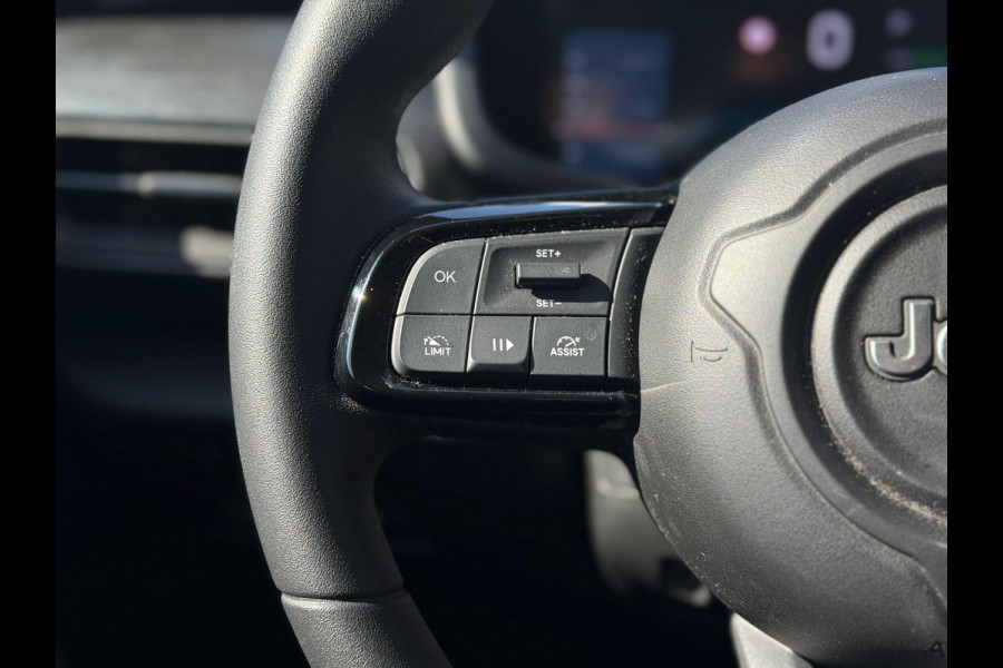 Jeep Avenger Longitude 54 kWh | Navi | Carplay | Stoelverwarming |