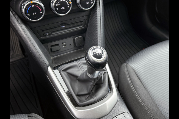 Mazda CX-3 2.0 SkyActiv-G 120 Dynamic(Goed OnderH, Trekhaak, Camera, Navi, StoelV, PDC, Etc)