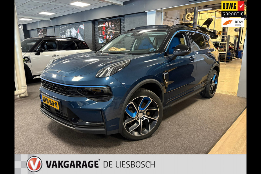 Lynk & Co 01 1.5 / pano / 360 camera / model 2023 / Infinity / navi / stoelverwarming