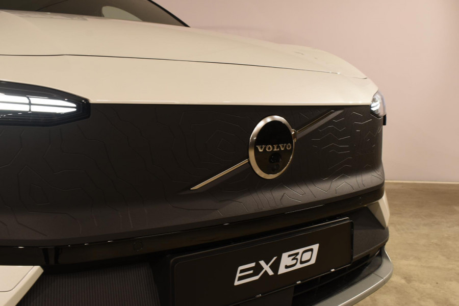 Volvo EX30 Cross Country Twin Motor Performance Ultra 69 kWh / Extra getint glas / Cross Country Experience-Pakket