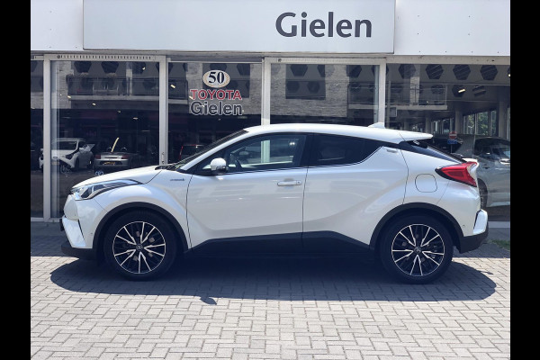 Toyota C-HR 1.8 Hybrid Executive | Trekhaak, Dodehoekherkenning, Navigatie, Parkeersensoren, Stoel + Stuurverwarming