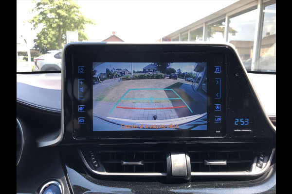 Toyota C-HR 1.8 Hybrid Executive | Trekhaak, Dodehoekherkenning, Navigatie, Parkeersensoren, Stoel + Stuurverwarming