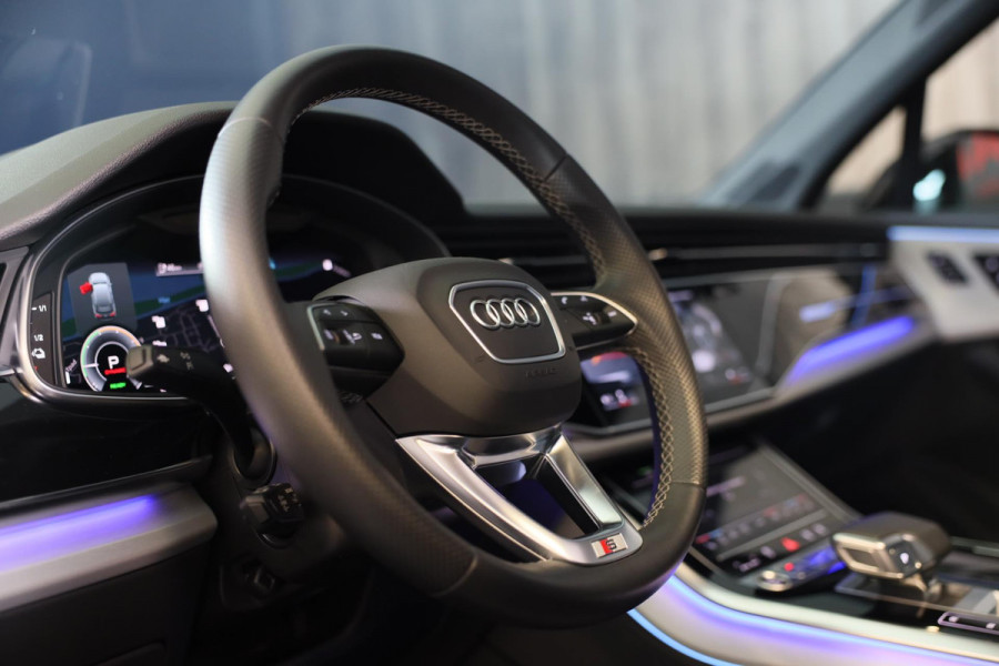 Audi Q7 55 TFSI e Quattro SQ7 Look / Head Up / RS Zetels / Leder / Memory / Acc / F1 / Lane Assist / Massage / Open Pano / 23 Inch