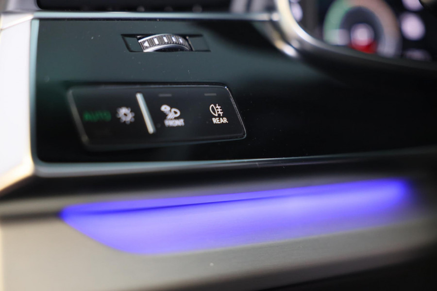 Audi Q7 55 TFSI e Quattro SQ7 Look / Head Up / RS Zetels / Leder / Memory / Acc / F1 / Lane Assist / Massage / Open Pano / 23 Inch