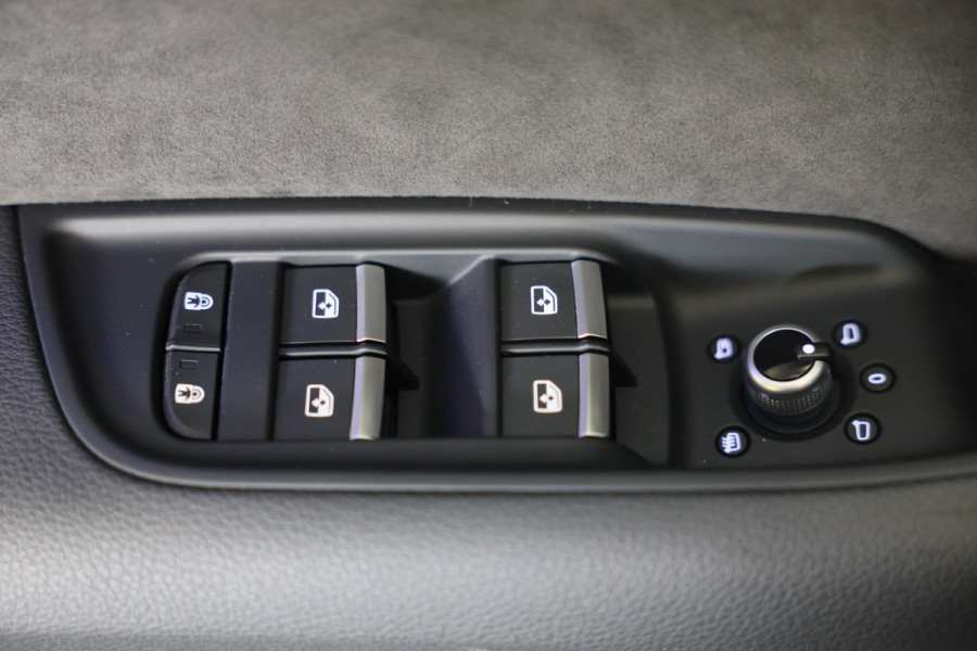 Audi Q7 55 TFSI e Quattro SQ7 Look / Head Up / RS Zetels / Leder / Memory / Acc / F1 / Lane Assist / Massage / Open Pano / 23 Inch