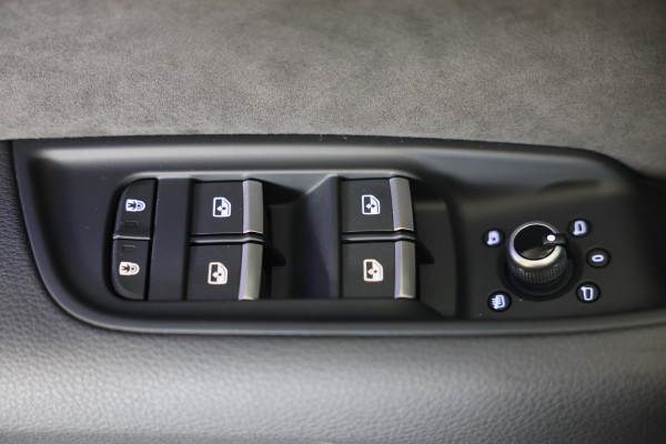 Audi Q7 55 TFSI e Quattro SQ7 Look / Head Up / RS Zetels / Leder / Memory / Acc / F1 / Lane Assist / Massage / Open Pano / 23 Inch