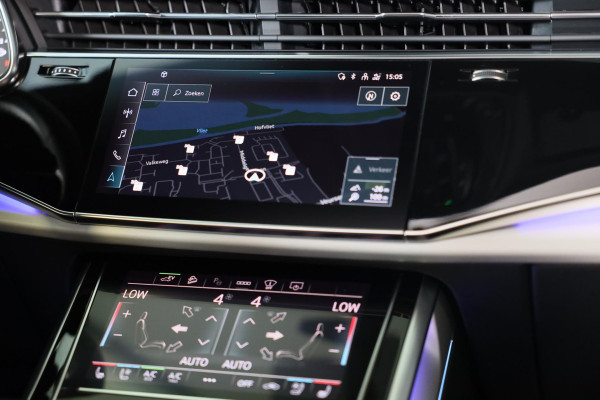 Audi Q7 55 TFSI e Quattro SQ7 Look / Head Up / RS Zetels / Leder / Memory / Acc / F1 / Lane Assist / Massage / Open Pano / 23 Inch