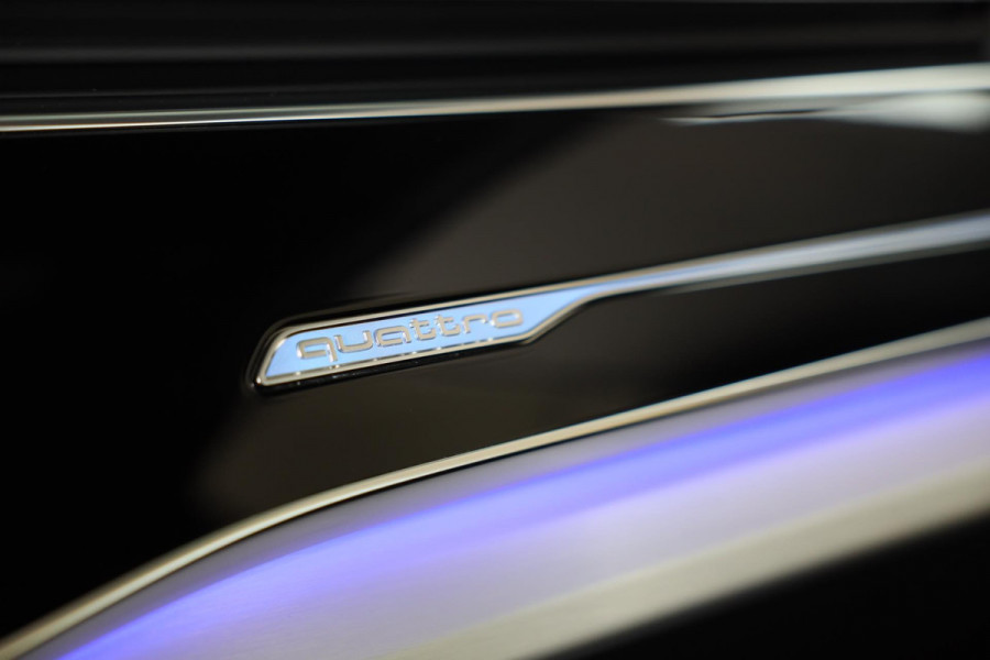 Audi Q7 55 TFSI e Quattro SQ7 Look / Head Up / RS Zetels / Leder / Memory / Acc / F1 / Lane Assist / Massage / Open Pano / 23 Inch