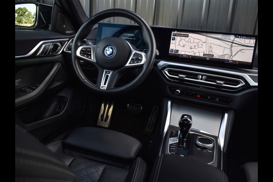 BMW i4 M50 High Executive 84 kWh | M-SPORT | SCHUIF -\- KANTELDAK | HARMAN KARDON | ELEKTR. VERST. STOELEN | STOEL- VERWARMING EN KOELI