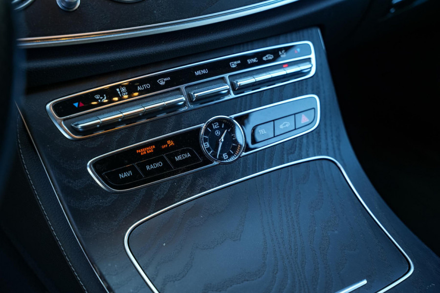 Mercedes-Benz E-Klasse Estate 220 d Sport Edition AMG Widescreen 360 Camera Trekhaak Ambient Leer