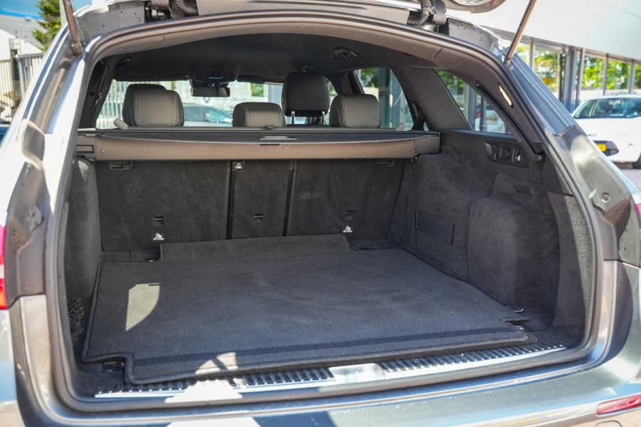 Mercedes-Benz E-Klasse Estate 220 d Sport Edition AMG Widescreen 360 Camera Trekhaak Ambient Leer