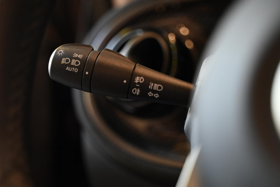 Smart Fortwo cabrio EQ Comfort PLUS 18 kWh Facelift - Leer - Stoelverwarming - Achteruitrijcamera - Cruise Control -