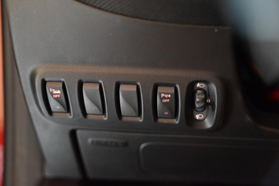Smart Fortwo cabrio EQ Comfort PLUS 18 kWh Facelift - Leer - Stoelverwarming - Achteruitrijcamera - Cruise Control -