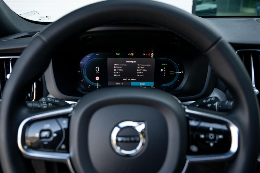 Volvo XC60 2.0 T6 AWD R-Design 398pk LONG RANGE Nappa Leder