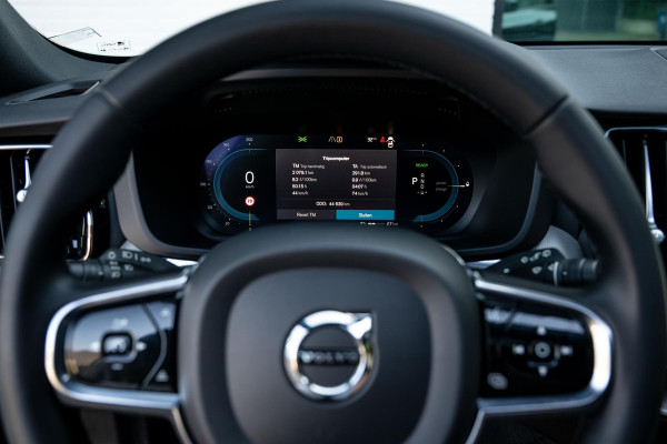 Volvo XC60 2.0 T6 AWD R-Design 398pk LONG RANGE Nappa Leder