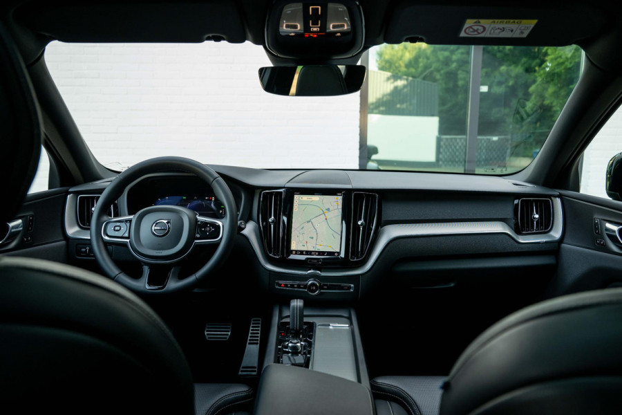 Volvo XC60 2.0 T6 AWD R-Design 398pk LONG RANGE Nappa Leder