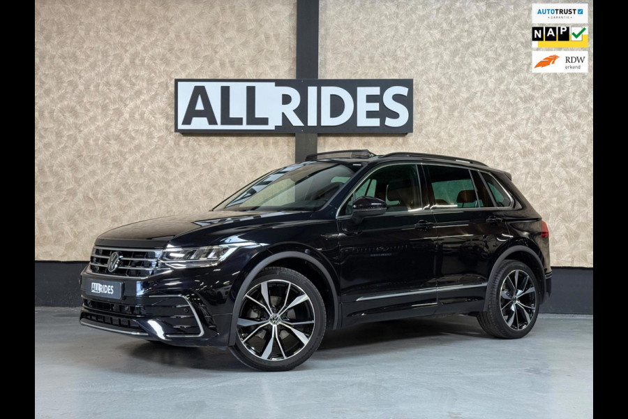 Volkswagen Tiguan 1.5 TSI R-Line | Pano | Camera | Sfeerverlichting | Stoel-/stuurverwarming | Trekhaak | DAB