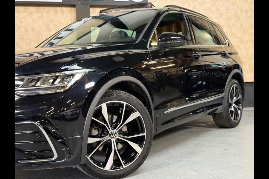 Volkswagen Tiguan 1.5 TSI R-Line | Pano | Camera | Sfeerverlichting | Stoel-/stuurverwarming | Trekhaak | DAB
