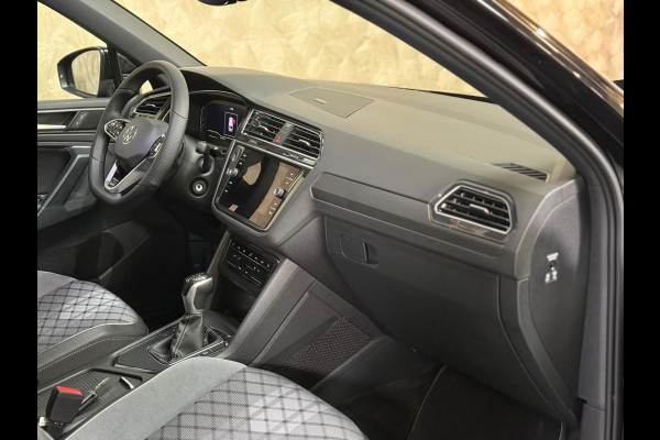 Volkswagen Tiguan 1.5 TSI R-Line | Pano | Camera | Sfeerverlichting | Stoel-/stuurverwarming | Trekhaak | DAB