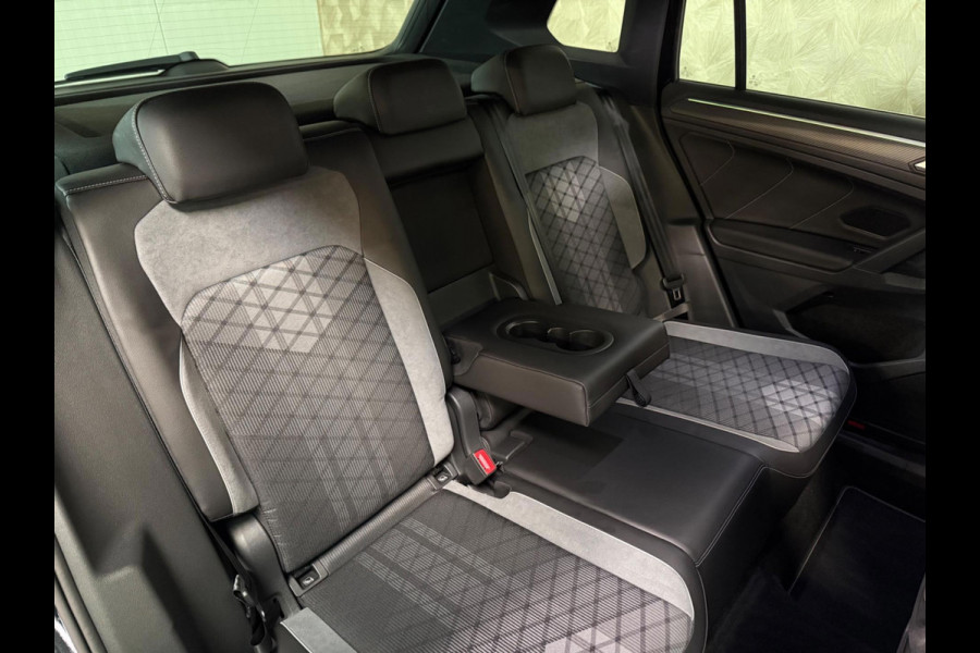 Volkswagen Tiguan 1.5 TSI R-Line | Pano | Camera | Sfeerverlichting | Stoel-/stuurverwarming | Trekhaak | DAB
