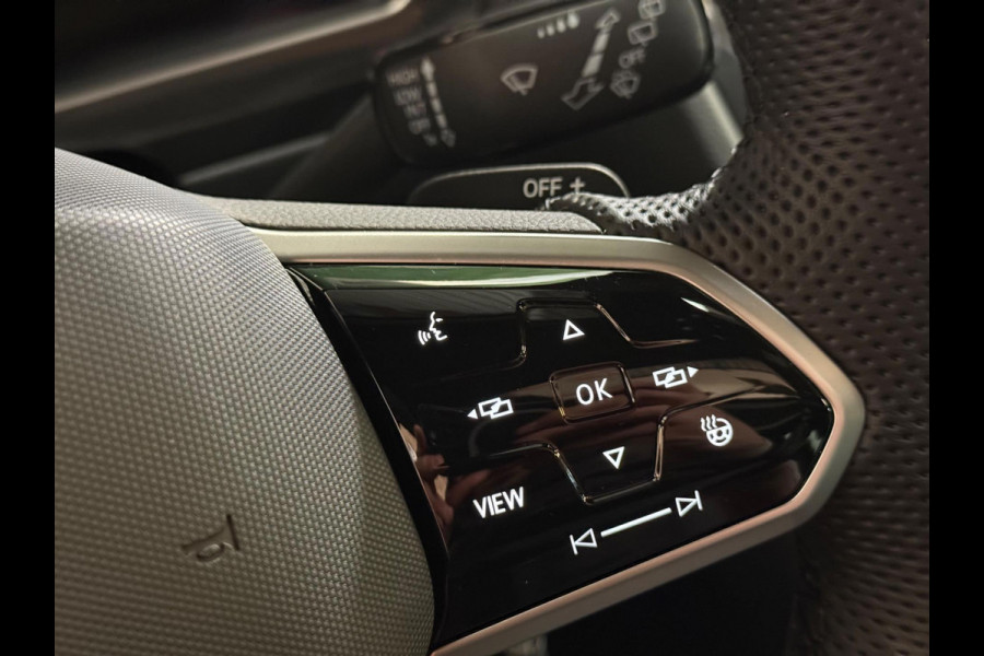 Volkswagen Tiguan 1.5 TSI R-Line | Pano | Camera | Sfeerverlichting | Stoel-/stuurverwarming | Trekhaak | DAB