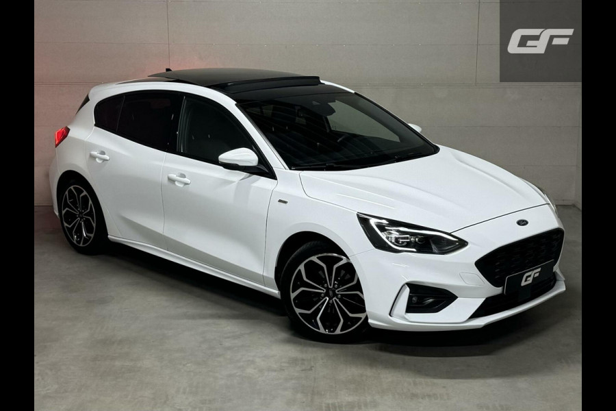 Ford Focus 1.5 EcoBoost ST Line Pano ACC CarPlay Winterpack