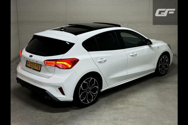 Ford Focus 1.5 EcoBoost ST Line Pano ACC CarPlay Winterpack