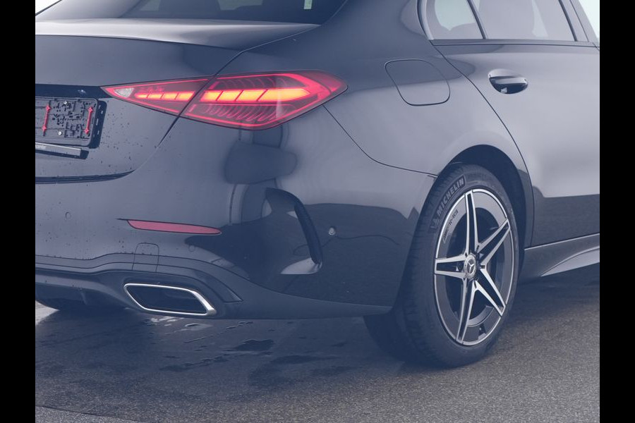 Mercedes-Benz C-Klasse 300 e AMG Plug-In Hybride | AMG Line | Night Pakket | Led Koplampen | Stuur en Stoelverwarming |
