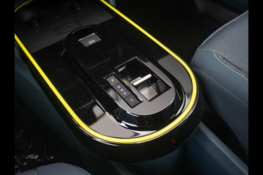 Fiat Grande Panda La Prima 44 kWh | Uit voorraad leverbaar | Clima | Cruise | Camera | Apple Carplay | 17" | Navi