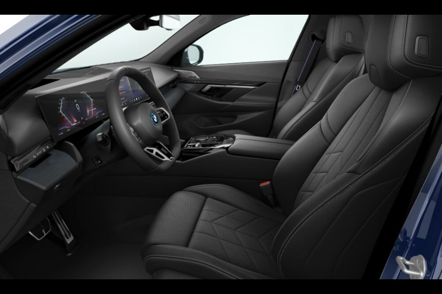 BMW i5 Touring eDrive40 - M-Sport Pro - Pano - Trekhaak - Onderstel Prof - Bowers & Wilkins