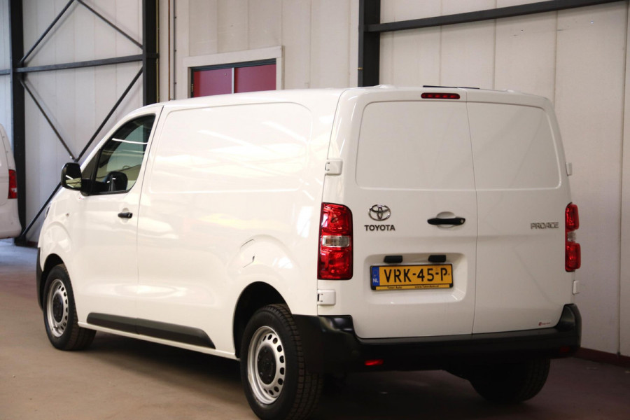 Toyota ProAce Worker 2.0 D-4D Live