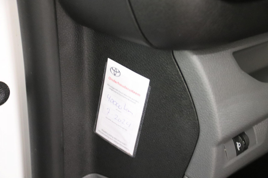 Toyota ProAce Worker 2.0 D-4D Live