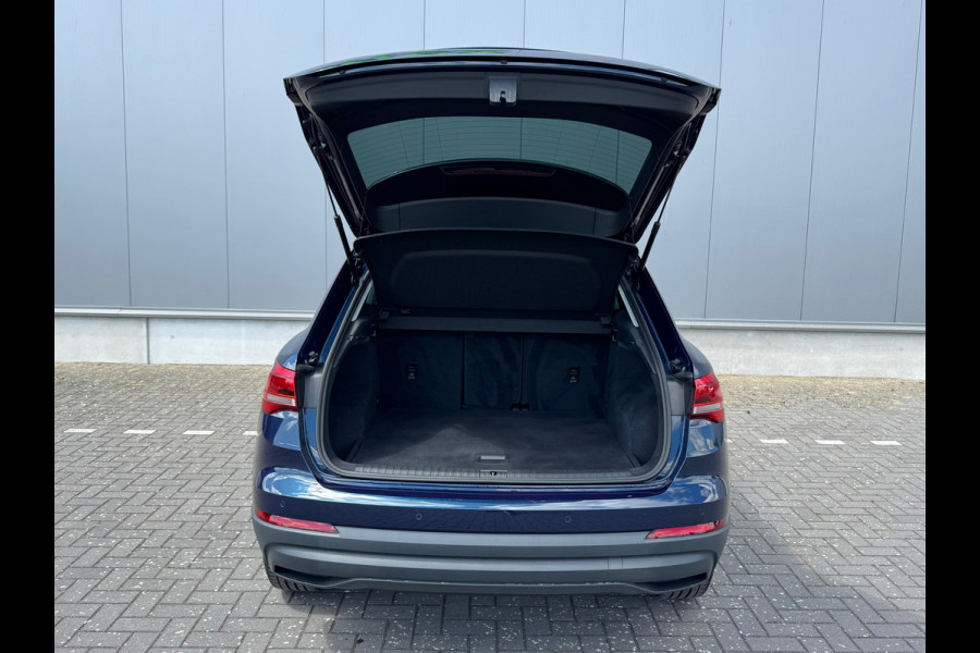 Audi Q3 35 TFSI * Sideass. * PDC v+a * Visueel Cockpit *