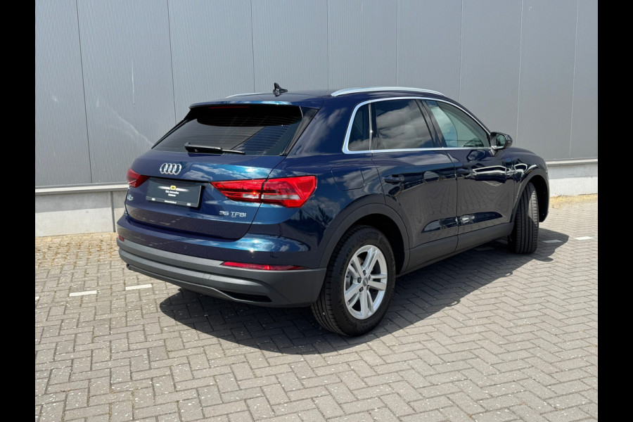Audi Q3 35 TFSI * Sideass. * PDC v+a * Visueel Cockpit *