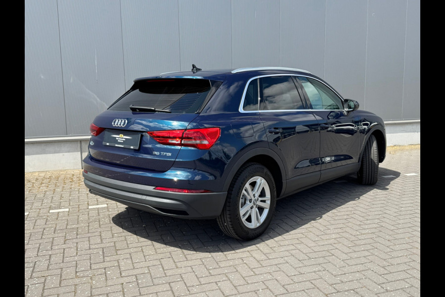 Audi Q3 35 TFSI * Sideass. * PDC v+a * Visueel Cockpit *