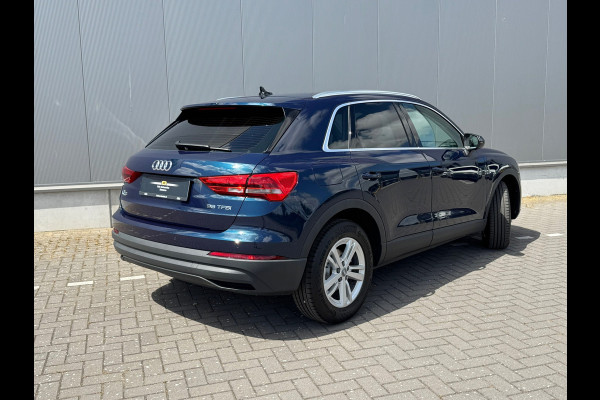 Audi Q3 35 TFSI * Sideass. * PDC v+a * Visueel Cockpit *