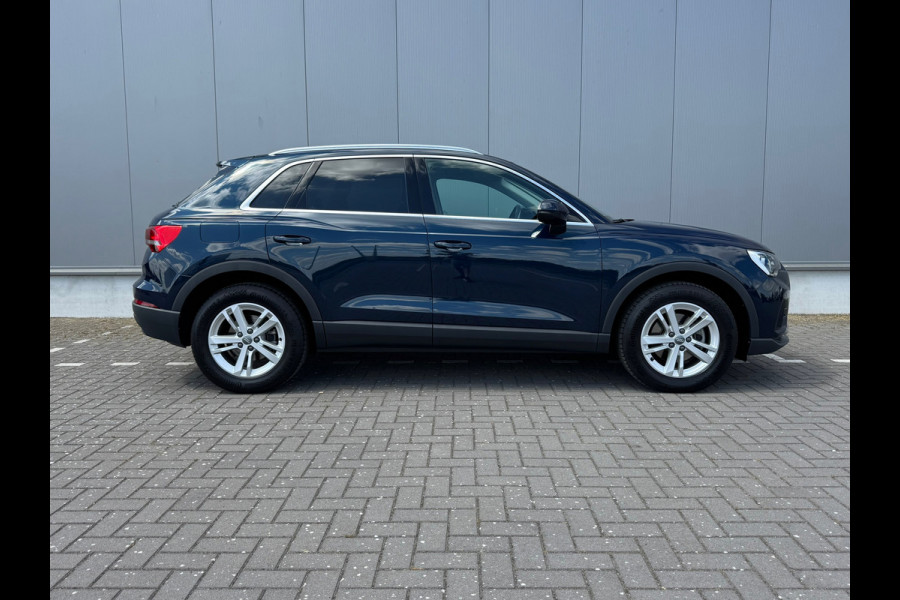 Audi Q3 35 TFSI * Sideass. * PDC v+a * Visueel Cockpit *