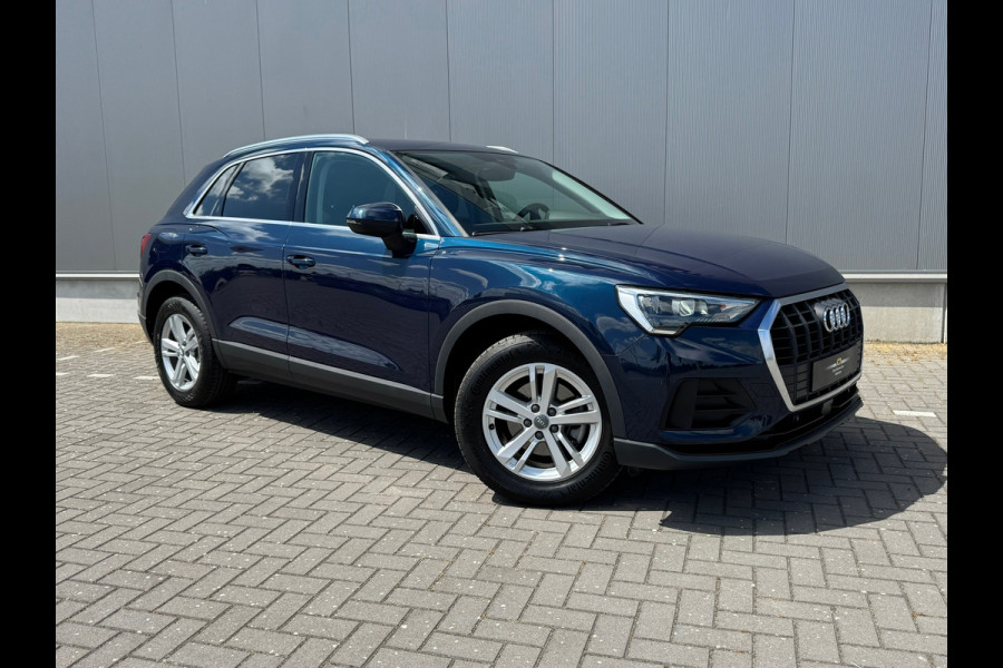 Audi Q3 35 TFSI * Sideass. * PDC v+a * Visueel Cockpit *