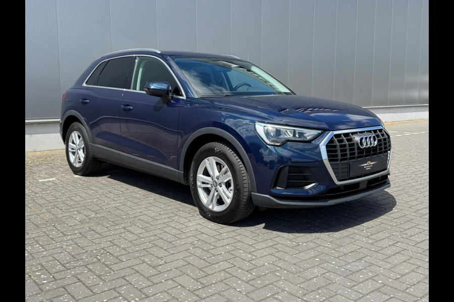 Audi Q3 35 TFSI * Sideass. * PDC v+a * Visueel Cockpit *