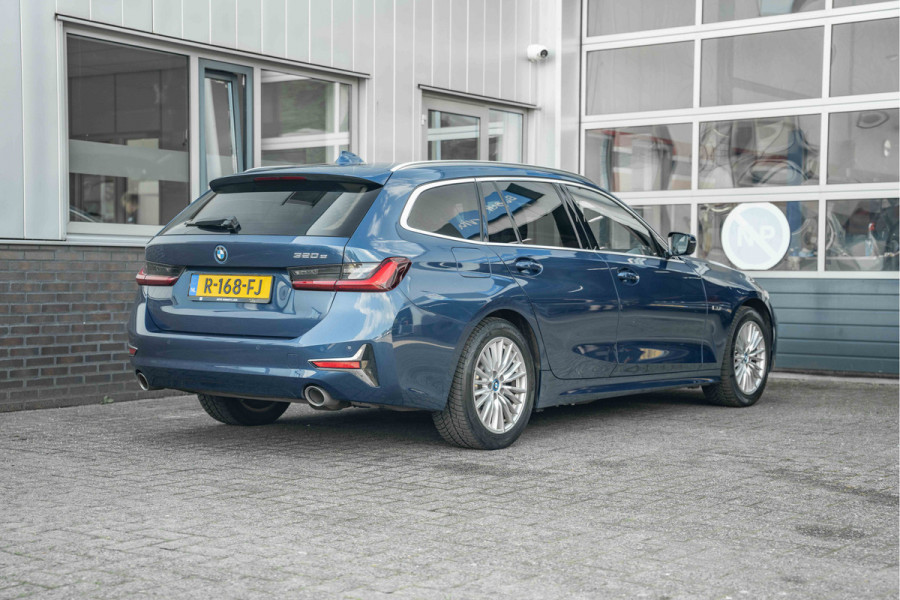 BMW 3 Serie Touring 320e Business Edition Plus | Sportstoelen Leder