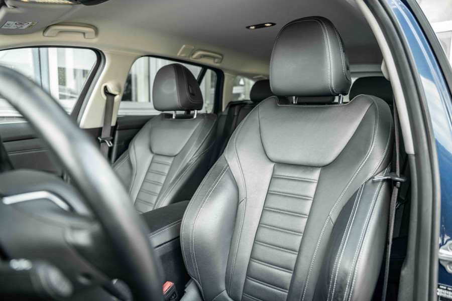 BMW 3 Serie Touring 320e Business Edition Plus | Sportstoelen Leder