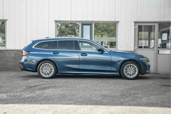 BMW 3 Serie Touring 320e Business Edition Plus | Sportstoelen Leder