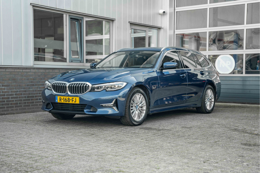 BMW 3 Serie Touring 320e Business Edition Plus | Sportstoelen Leder